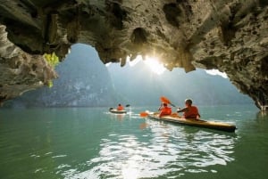 Hanoi: 4-Day Trip Ninh Binh-Halong Cruise Cabin with Balcony