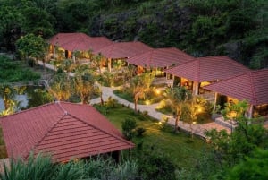 Hanoi: 4-Day Trip Ninh Binh-Halong Cruise Cabin with Balcony