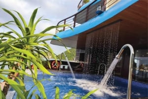 6 tähden Cycad-risteily Bai Tu Long Baylla, 2 päivää, amme, parveke