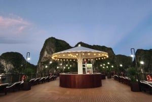 6 tähden Cycad-risteily Bai Tu Long Baylla, 2 päivää, amme, parveke