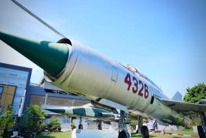 Hanói: Museu da Força Aérea ou Aldeia do Incenso e Aldeia do Chapéu