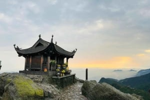 Hanoi: Ba Vangin pagoda tai Yen Tu -vuori – UNESCO:n maailmanperintökohde