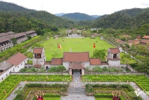 Hanoi: Ba Vangin pagoda tai Yen Tu -vuori – UNESCO:n maailmanperintökohde