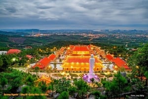 Hanoi: Ba Vangin pagoda tai Yen Tu -vuori – UNESCO:n maailmanperintökohde