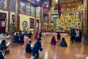Hanoi: Ba Vangin pagoda tai Yen Tu -vuori – UNESCO:n maailmanperintökohde