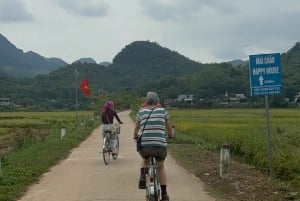 Hanói: excursão privada de 2 dias ao Pico Ba Vì e ao Vale Mai Châu