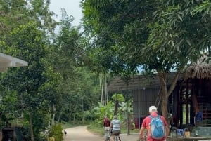 Hanói: excursão privada de 2 dias ao Pico Ba Vì e ao Vale Mai Châu