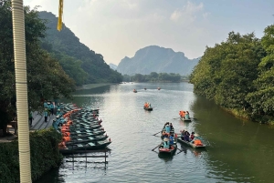 Hanói: la pagoda de Bai Dinh, Trang An, Hoa Lu y la cueva Mua
