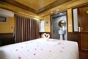 From Hanoi: 2-Day Luxury Cruise of Ha Long and Lan Ha Bay