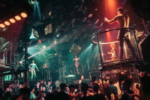 Hanoi Bar-Pub Experimenta la Vida Nocturna con un Experto Local