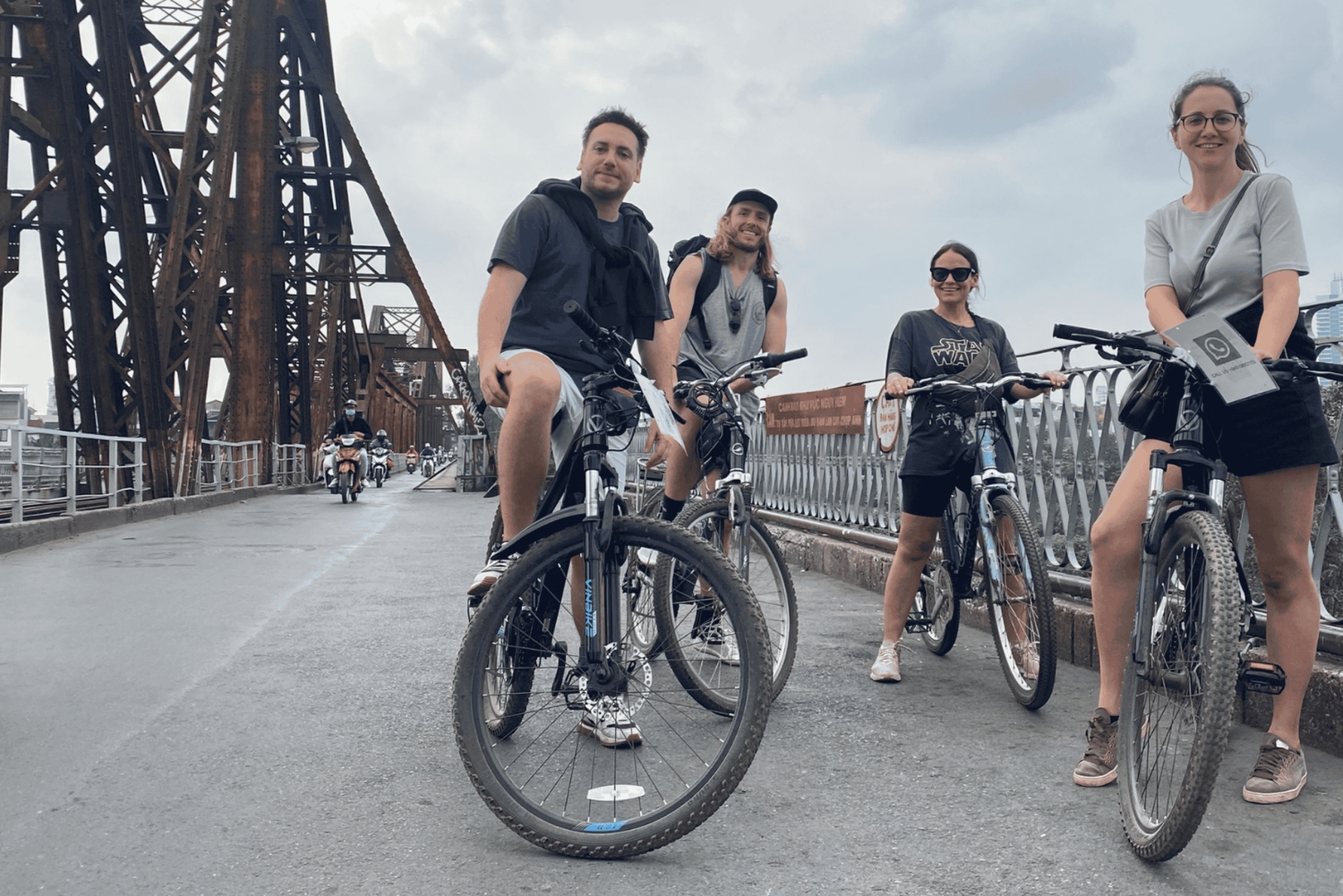 Hanoi: Cykeltur genom dolda pärlor och Banana Island