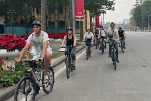 Hanoi: Cykeltur genom dolda pärlor och Banana Island