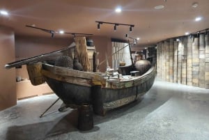 Hanoi Cantonese Assembly Hall or Mega World, Pottery Village