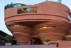 Hanoi Cantonese Assembly Hall or Mega World, Pottery Village