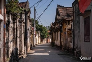 Hanoi Cantonese Assembly Hall or Mega World, Pottery Village