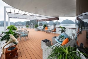 Hanoi/Cat Ba: cruzeiro de um dia pela Baía de Lan Ha com grutas escuras e claras