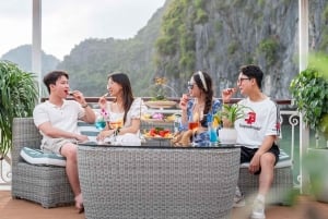 Hanoi/Cat Ba: cruzeiro de um dia pela Baía de Lan Ha com grutas escuras e claras