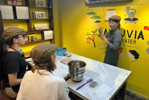 Hanoï : Atelier de fabrication de chocolat, de la fève à la barre