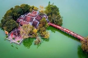 Medio día en la ciudad de Hanói: la ciudad contiene belleza cultural