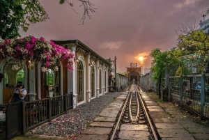 Medio día en la ciudad de Hanói: la ciudad contiene belleza cultural