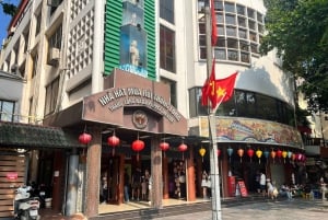 ハノイ市内の見どころ半日観光／水上人形ショーのチケット