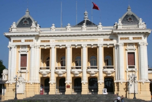 Hanoi: City Sightseeing Motorbike Tour