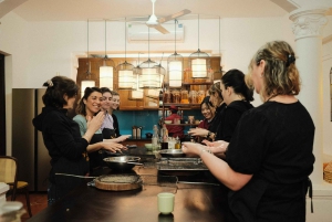 Hanoï : cours de cuisine, contes culturels, marché et transfert