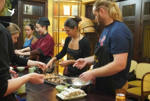 Hanoï : cours de cuisine, contes culturels, marché et transfert