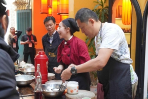 Hanoï : cours de cuisine, contes culturels, marché et transfert