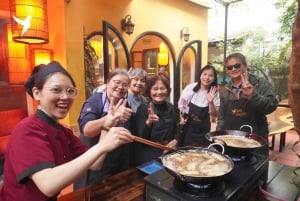 Hanoï : cours de cuisine, contes culturels, marché et transfert