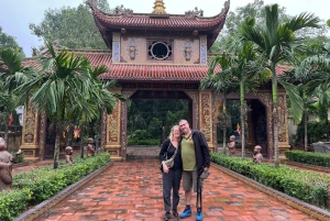 Hanoi: maaseudulle ja Bat Trangin keramiikkakylään jeepillä