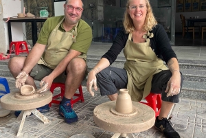 Hanoi: maaseudulle ja Bat Trangin keramiikkakylään jeepillä