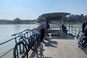 Naisten opastama pyöräretki Hanoin maaseudulla