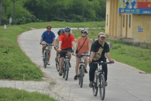 Hanoi Countryside Bike Tour: Red River Culture & Daily Life