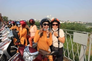 Motorcykeltur på Hanois landsbygd ledd av kvinnor