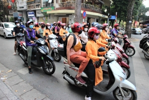 Hanoin maaseudun vintage-Vespa-kierros naisten opastuksella