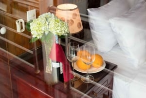 Hanói: Cruzeiro aconchegante com pernoite na Baía de Halong com refeições