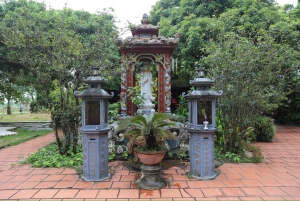 Hanoi: Cuu Ancient Village, Incense Village and Dau Pagoda