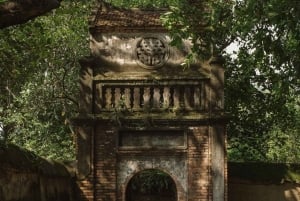 Hanoi: Cuu Ancient Village, Incense Village and Dau Pagoda