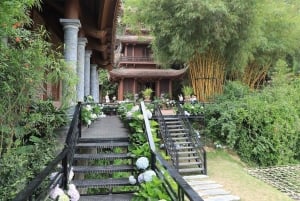 Hanoi: Dia Tang Phi Lai Pagode oder Hut- & Räucherstäbchen-Dorf