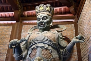 Hanoi: Dia Tang Phi Lai Pagode oder Hut- & Räucherstäbchen-Dorf