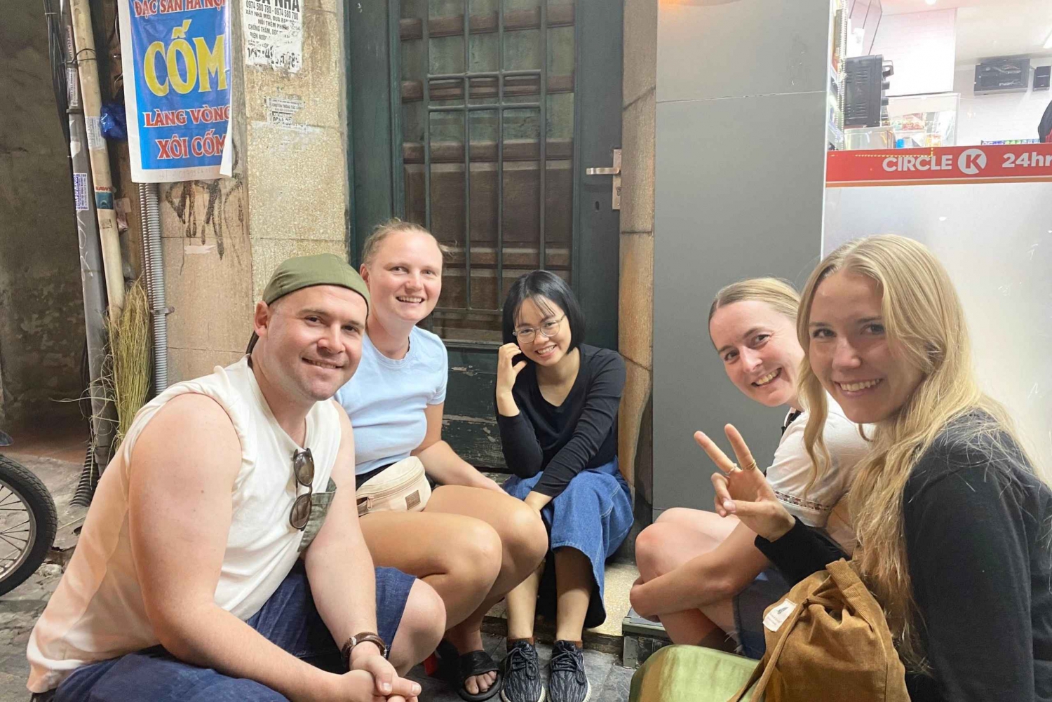 Hanoi: Descubre la comida callejera local vegana, comida y guía incluidas