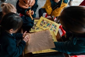 Wioska malarstwa Dong Ho w Hanoi i wioska tworzenia glinianych posągów