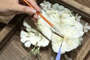 Hanoi: Dried Flower Resin Workshop in Vietnam