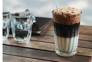 ハノイ エッグコーヒー ワークショップ: 6 種類のシグネチャーコーヒーをマスター