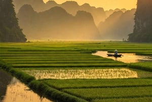 Hanoi: Utforska Tam Coc med bambubåt och besök fågelparken