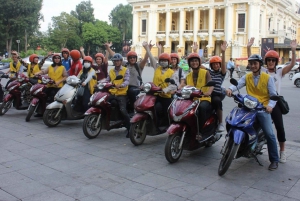 Hanoi: Ruoka ja nähtävyydet Moottoripyöräretki 7 maistiaisella