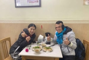 Hanoi: Food and Sightseeing Motorbike Tour met 7 proeverijen