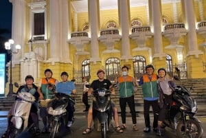 Hanoi: Ruta gastronómica y turística en moto con 7 degustaciones