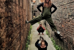 Cuisine, culture, visites et divertissements à Hanoï en moto vintage